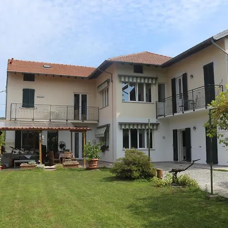 Dragonfly Blu شقة